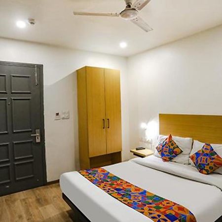 Fabhotel The Vaishali Dakshini Pitampura New Delhi Exteriör bild